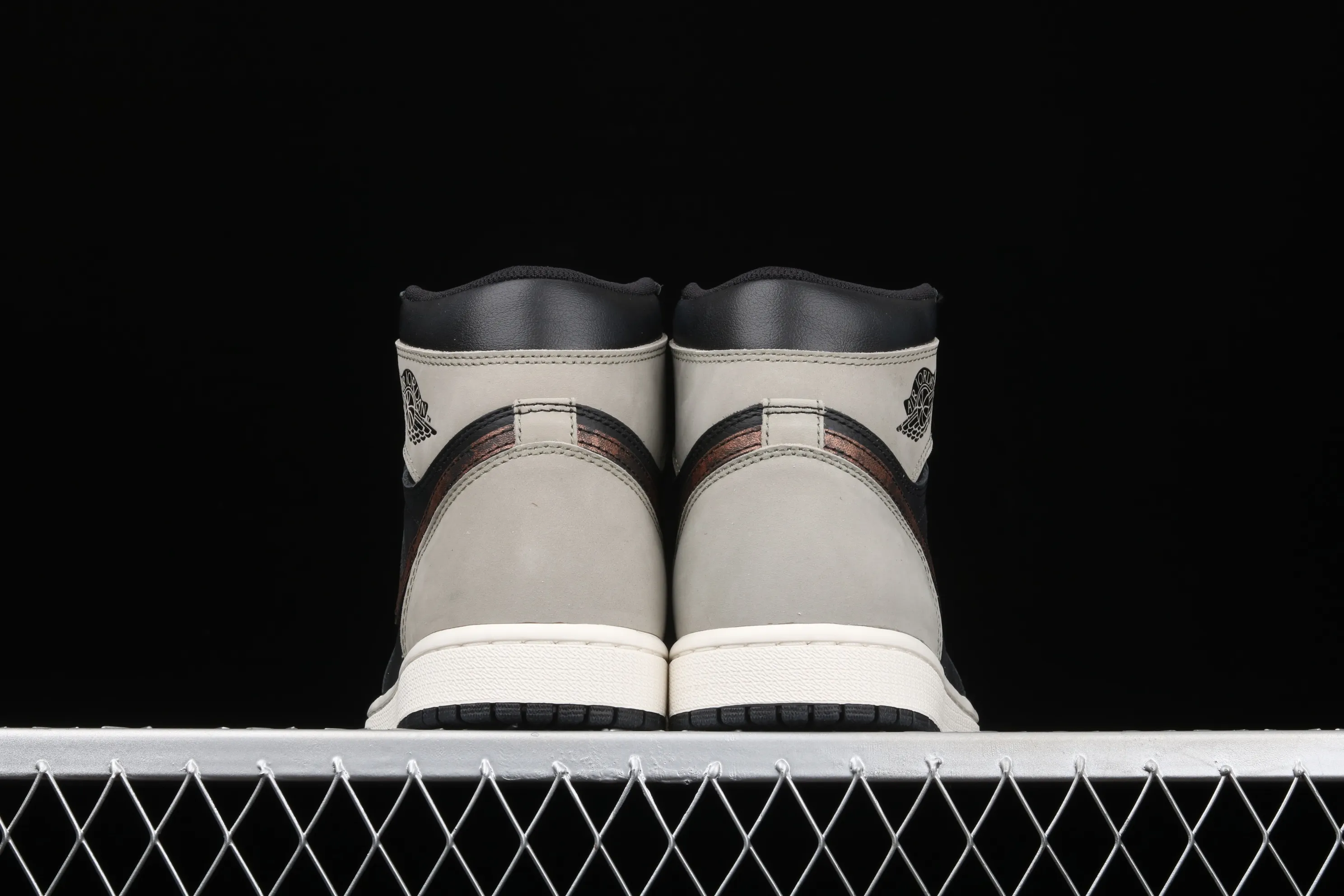All categories Air Jordan Jordan series basketball shoes Air Jordan 1 High X version Air Jordan 1 High OG "Rust Shadow" AJ1 Joe 1 Bronze Brown 555088-033